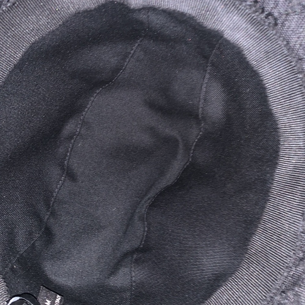 Vintage Gucci bucket hat🖤 - Picture 4 of 5